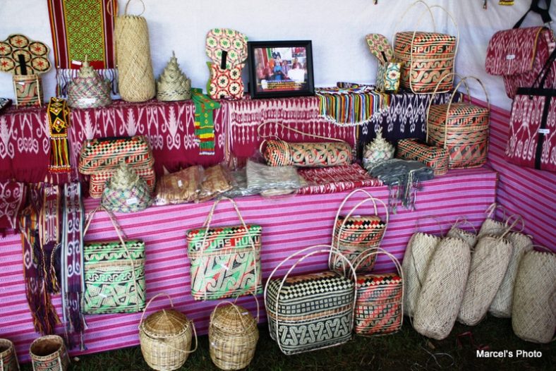 Kerajinan tangan tradisional